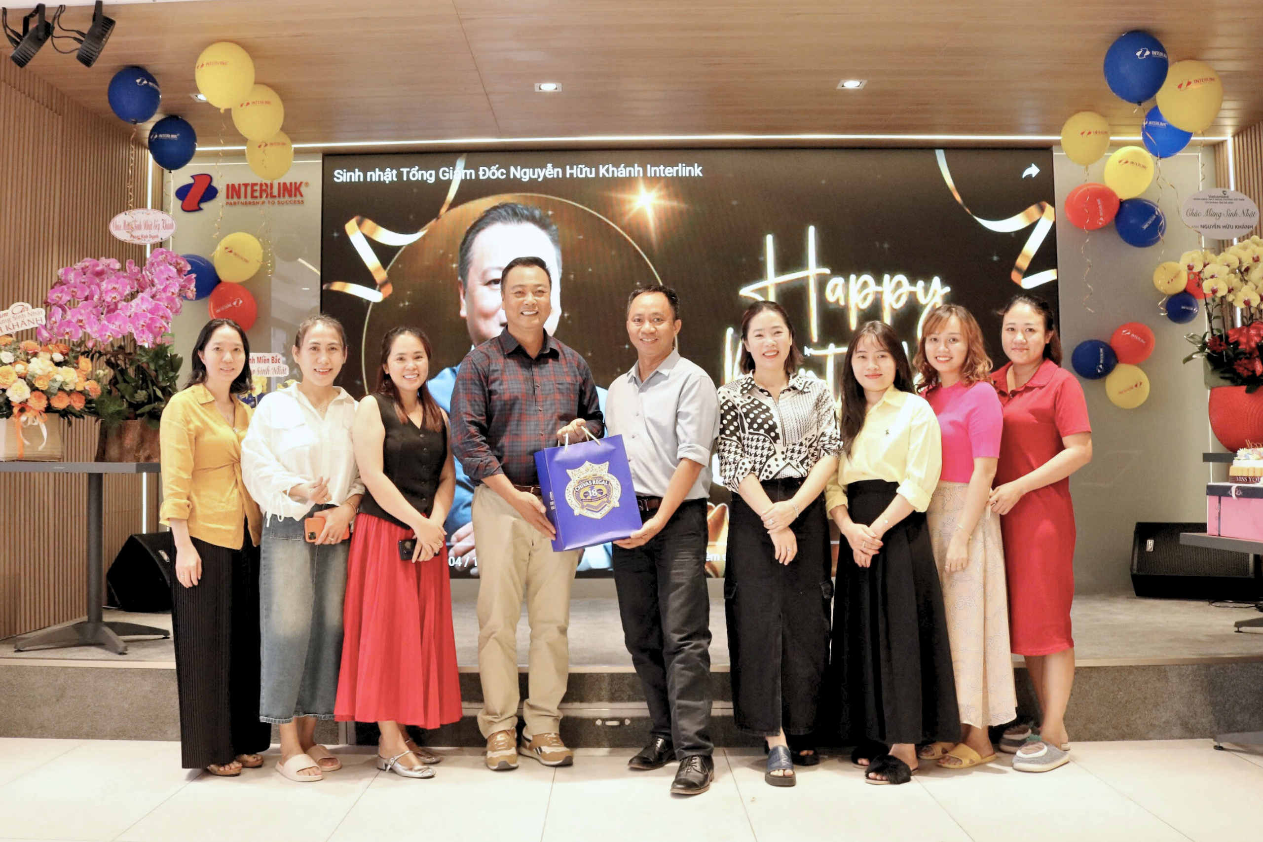 Kỷ niệm sinh nhật TGĐ Nguyễn Hữu Khánh – Tôn vinh người lãnh đạo truyền cảm hứng