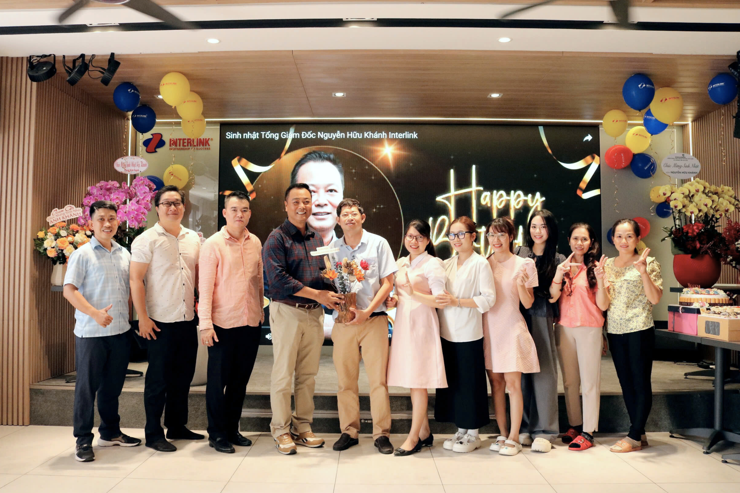 Kỷ niệm sinh nhật TGĐ Nguyễn Hữu Khánh – Tôn vinh người lãnh đạo truyền cảm hứng